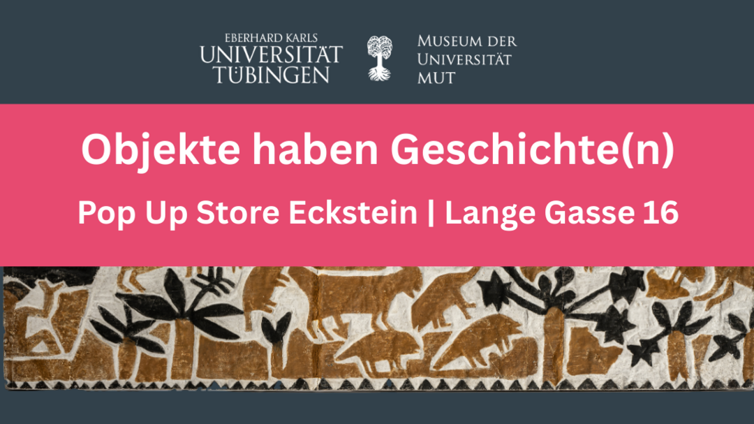 Pink hinterlegt der Titel der Veranstaltung "Objekte haben Geschichte(n). Koloniale Spuren entdecken - im Dialog mit Dr. des. Annika Vosseler und Dr. Anne Kremmer, den Provenienzforscherinnen des MUT", Abbildung eines Maori-Frieses darunter