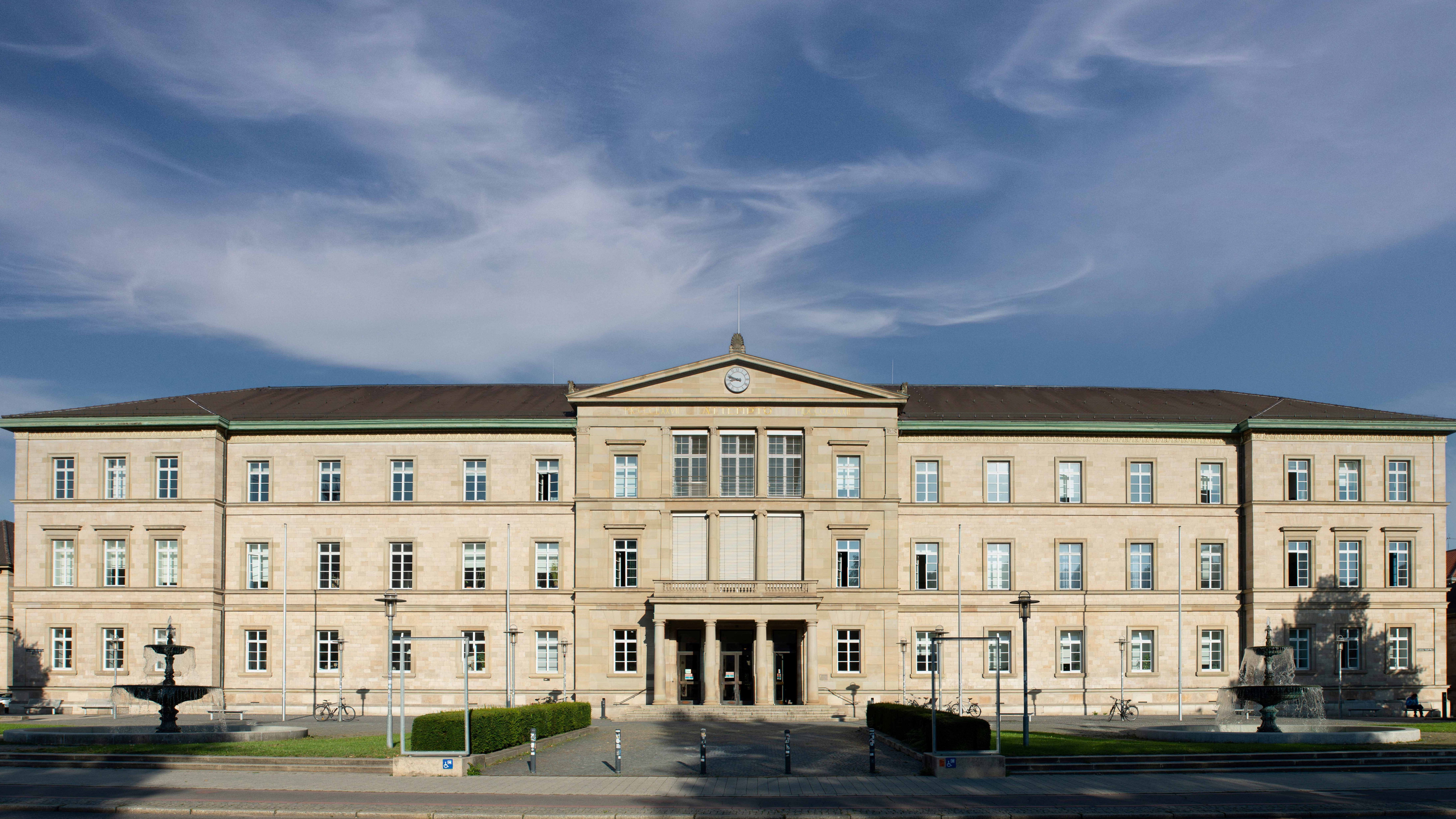Universität Tübingen, Neue Aula