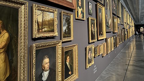 Zu sehen sind einige Gemälde die im Albertinum ausgestellt sind und Teil der Sonderausstellung zu Caspar David Friedrich waren