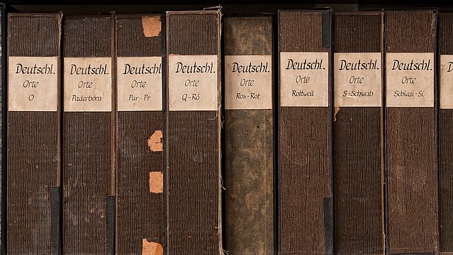 Abbildung: Fotosammlung des kunsthistorischen Instituts © Museum der Universität Tübingen/Valentin Marquardt