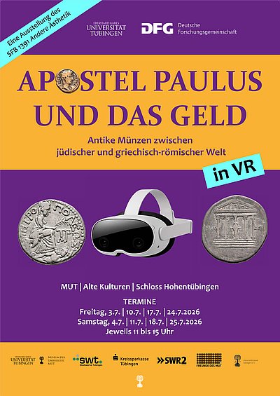 Poster zur VR-Ausstellung "Apostel Paulus und das Geld" mit dem Titel auf goldgelbem Grund und auf einem blauen Streifen der Zusatz "in VR", darunter das Bild einer VR-Brille zwischen zwei Silbermünzen
