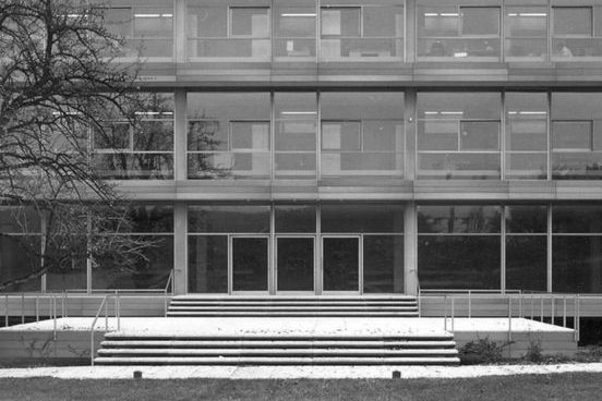 Foto: Neubau des Physiologisch-chemischen Instituts © Museum der Universität Tübingen/ Thilo Weitzel, CC BY-SA