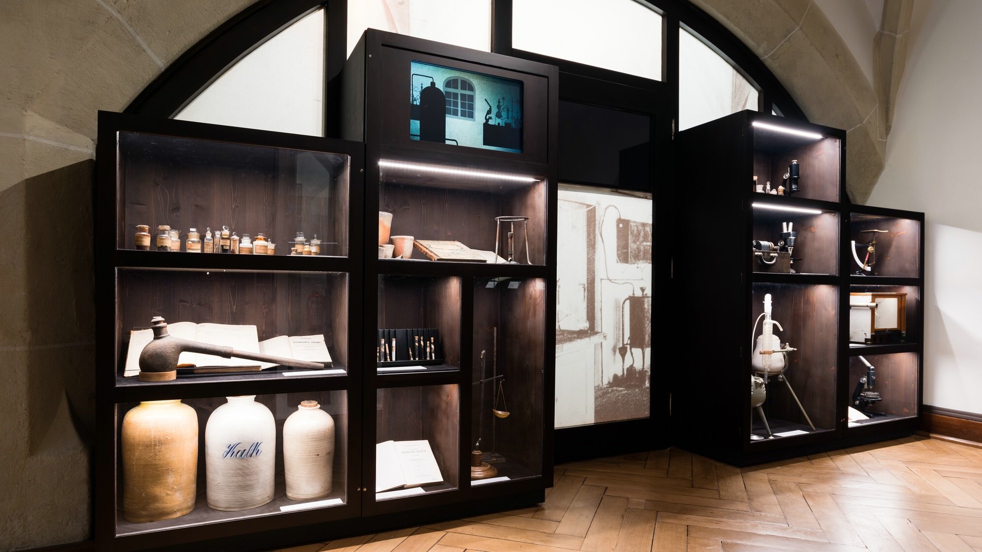 Ausstellung Schlosslabor © MUT Tübingen Foto: Ausstellung Schlosslabor © Museum der Universität Tübingen/Valentin Marquardt