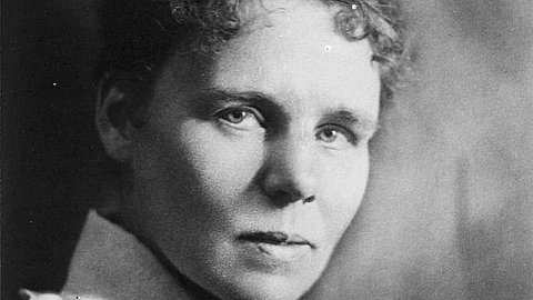 Foto: Privatsammlung Schwarz-weiß-Portrait von Elisabeth Krämer-Bannow